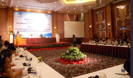 Para el desarrollo de los recursos humanos en las minorías étnicas